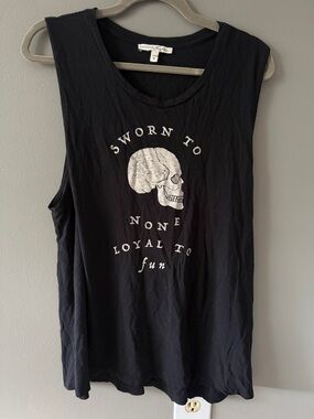 EXPRESS Sleeveless Black Graphic Skull Tank Top 💀✨